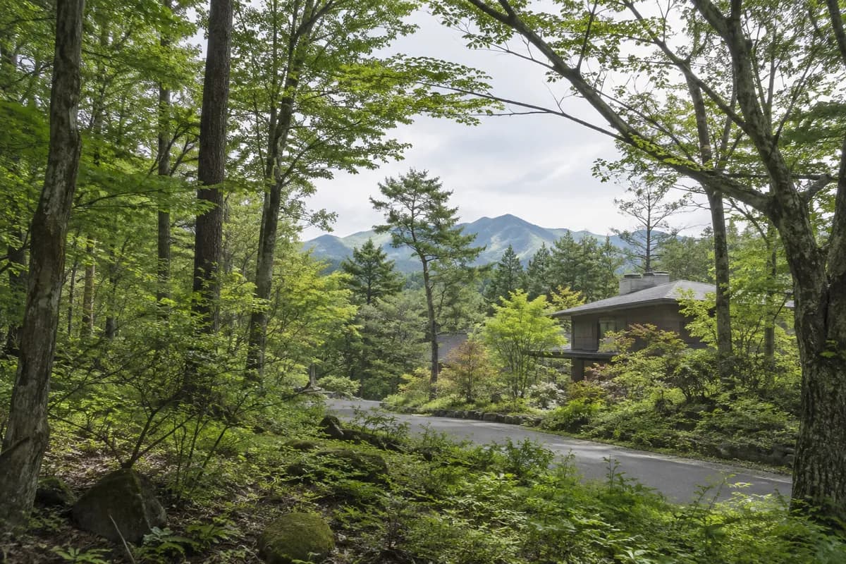 啓明別荘地の地域の雰囲気を表現したAI生成イメージ（実際の現地写真ではありません）