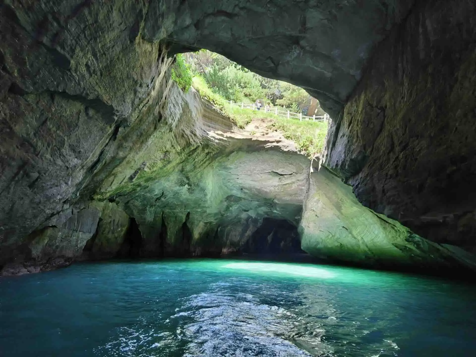 堂ヶ島天窓洞